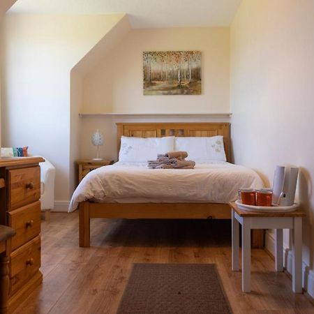 Barrymor Twin, Family And Double Room แบลลีย์วอน ภายนอก รูปภาพ