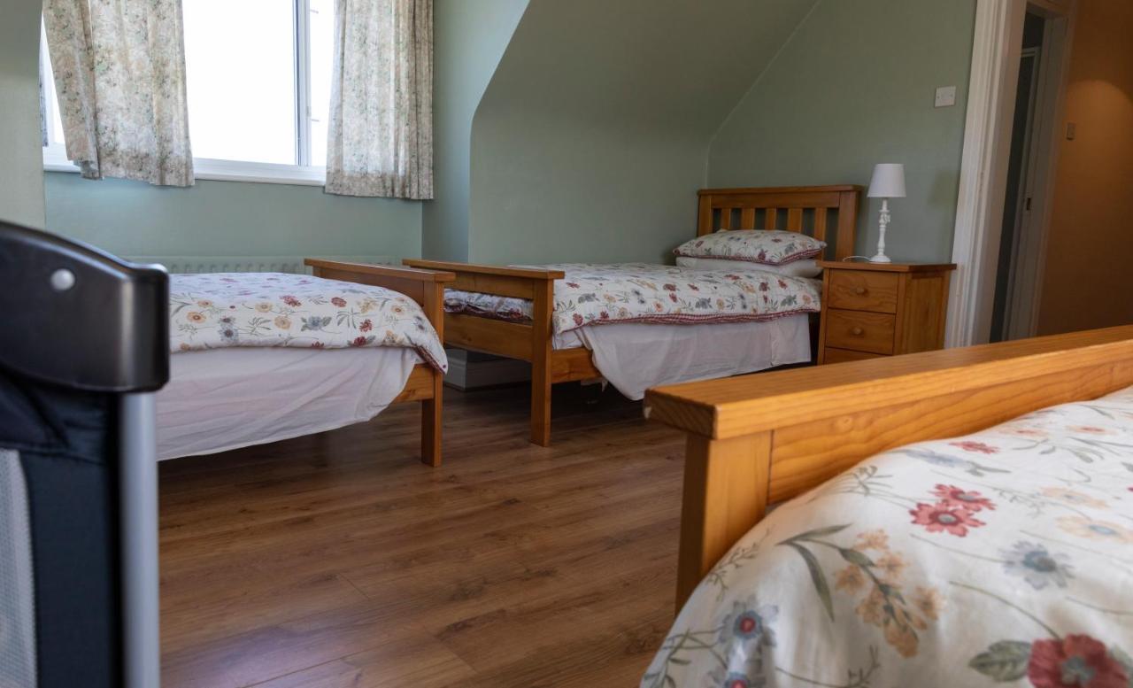 Barrymor Twin, Family And Double Room แบลลีย์วอน ภายนอก รูปภาพ